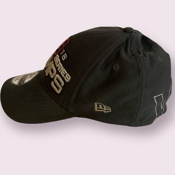 Boston Red Sox New Era 2018 World Series Champs Hat - Picture 2 of 5
